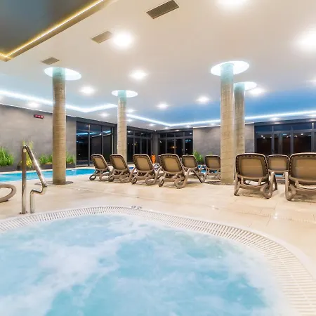 公寓 Polanki Park - Visitopl 科沃布热格